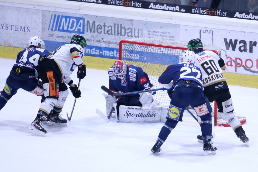 heilbronn3 1 Insbesondere im zweiten Drittel hatten die Towerstars starke Szenen vor dem Heilbronner Tor. Bild: F.Enderle