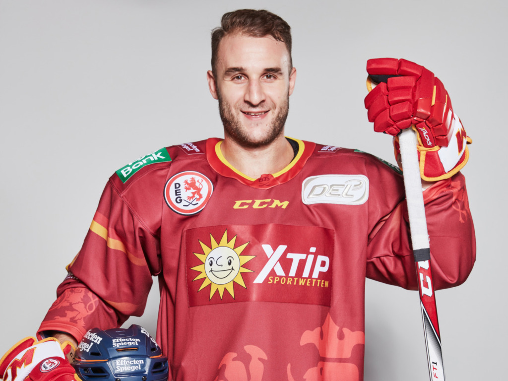 Towerstars John Henrion Neuverpflichtung John Henrion, hier im Trikot der DEG. Bild: Düsseldorfer EG.