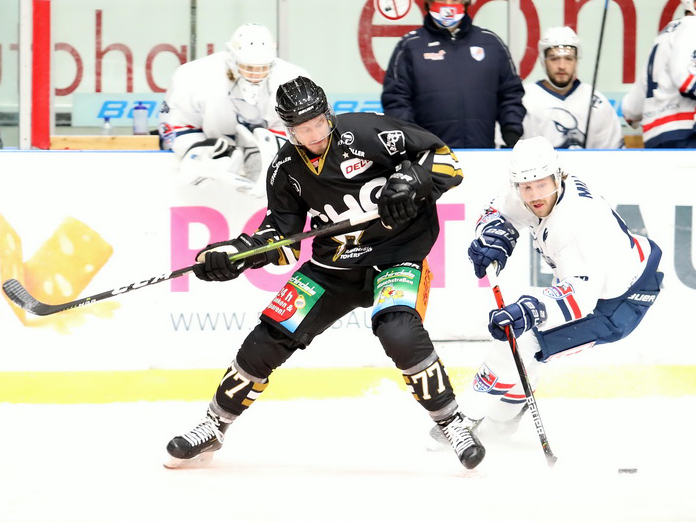 TowerstarsHeilbronn18Okt1 Das Hinspiel beim "Get Ready Cup" in eigener Arena gewannen die Towerstars gegen Heilbronn klar mit 5:1. Bild: Kim Enderle