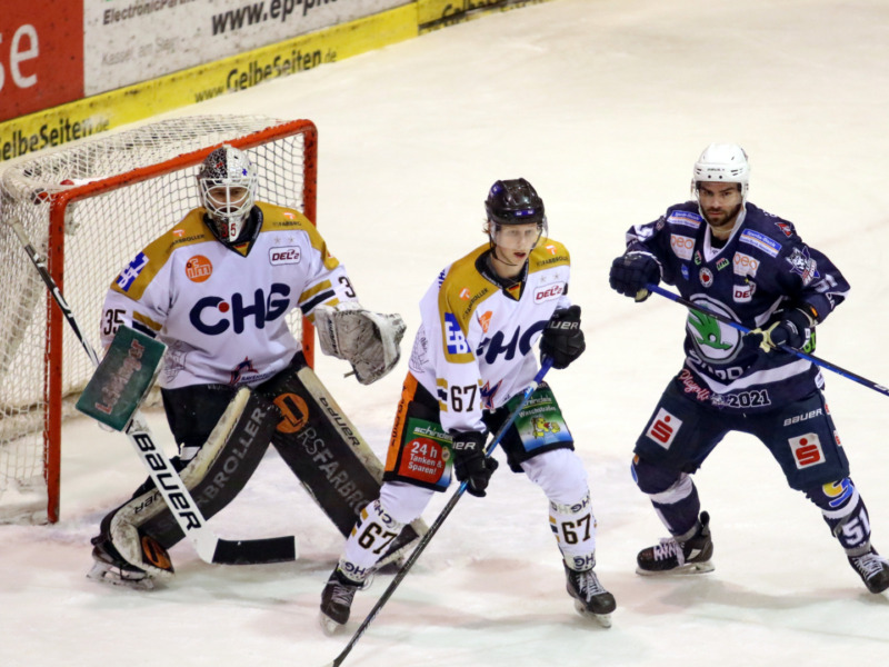 44 Minuten lang waren die Towerstars gut im Spiel, dann aber kippte die Partie auch beim Spielstand in Richtung der Hausherren. Bild: F.Enderle