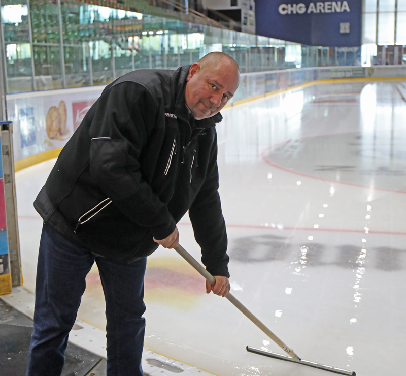 eismeister wenning Eismeister Thorsten Wenning. Bild: F.Enderle