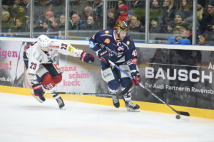 41 Sam Herr (Ravensburg Towerstars) 23 Luca Trinkberger  (EHC Freiburg)