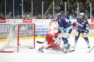 41 Sam Herr (Ravensburg Towerstars) (EC Bad Nauheim)