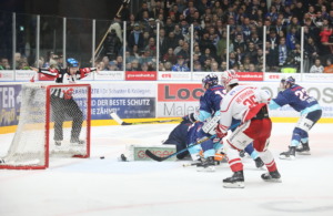 (Ravensburg Towerstars) (EC Bad Nauheim)