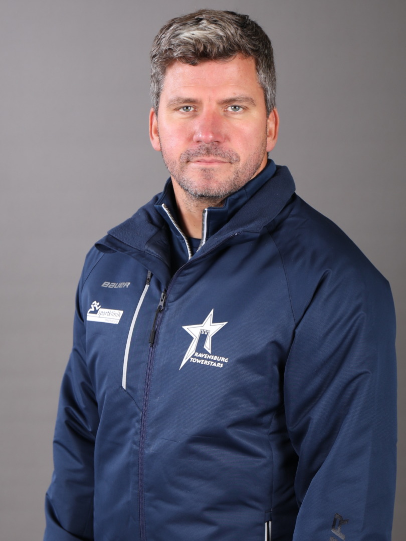 TowerstarsSeitlichLinks2023-24 Gergely Majoross, Coach (Ravensburg Towerstars)