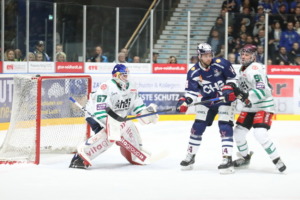 14 Nick Latta (Ravensburg Towerstars) 67 Christopher Kolarz, 98 Maximilian Vollmayer  (Starbulls Rosenheim)
