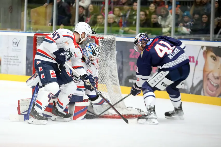 06102023_RavensburgTowerstarsgegenKasselHuskies Die Chancenverwertung war beim ersten Spiel gegen Kasse das Manko. Bild: Kim Enderle