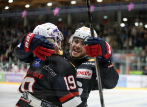 32 Ralf Rollinger (Ravensburg Towerstars) (Eisbaeren Regensburg)