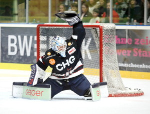(Ravensburg Towerstars) (EHC Freiburg)
