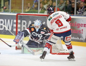 (Ravensburg Towerstars) (EHC Freiburg)