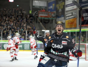 30122024_RavensburgTowerstarsgegenECBadNauheim 95 Mathew Santos (Ravensburg Towerstars) (EC Bad Nauheim)