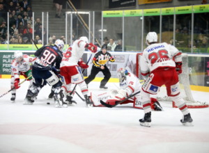 90 Adam Payerl (Ravensburg Towerstars) 75 Jonas Neffin  (Eisbaeren Regensburg)