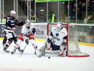 (Ravensburg Towerstars) (Blue Devils Weiden)