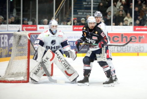 (Ravensburg Towerstars) (Blue Devils Weiden)