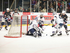 (Ravensburg Towerstars) (Blue Devils Weiden)