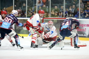 (Ravensburg Towerstars) (EV Landshut)