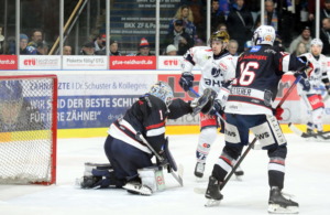 (Ravensburg Towerstars) (Blue Devils Weiden)