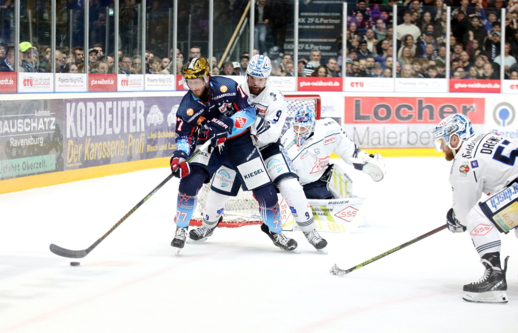 25042025_RavensburgTowerstarsgegenDresdnerEisloewen Beim ersten Testspiel auf eigenem Eis kommt es zur Neuauflage des Finalspiels der vergangenen Saison. Bild: Kim Enderle