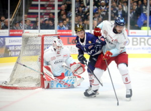 13 Erik Karlsson (Ravensburg Towerstars) 27 Niklas Lunemann (Duesseldorfer AG)