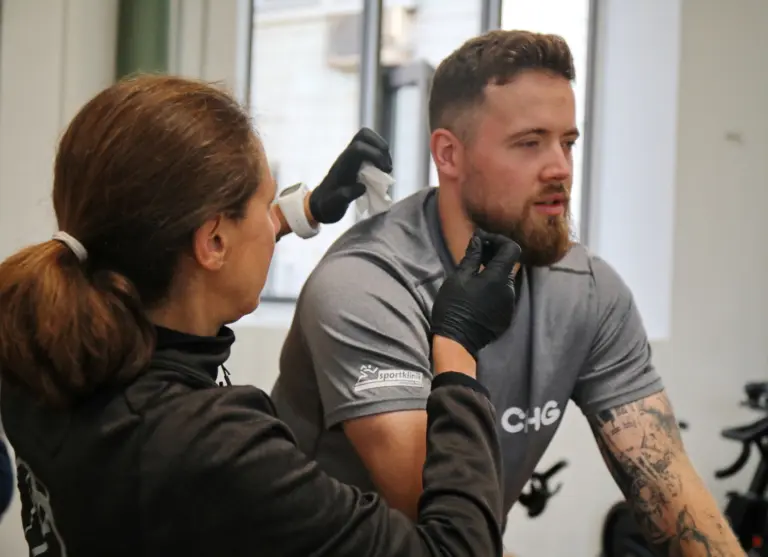 Denis Pfaffengut beim Laktattest. Bild: F.Enderle