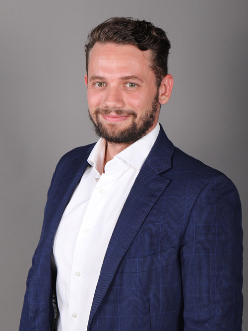 TowerstarsSeitlichLinks2025-26KeckeisDavid