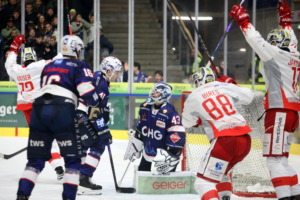 (Ravensburg Towerstars) (EC Bad Nauheum)