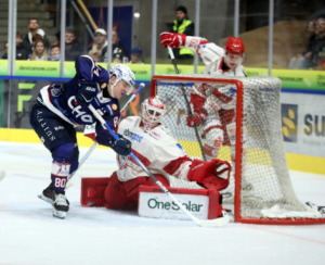 (Ravensburg Towerstars) (EV Landshut)