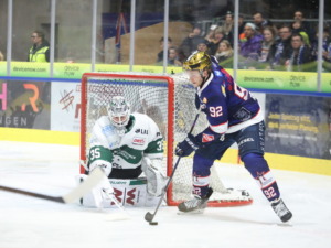 (Ravensburg Towerstars) (Bietigheim Steelers)