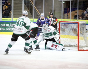 (Ravensburg Towerstars) (Bietigheim Steelers)